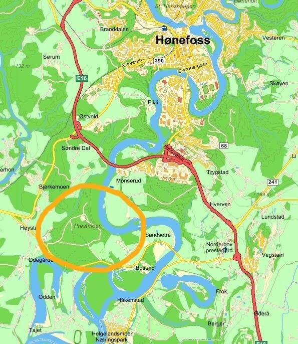 Prestmoen ved Hønefoss (se gul ring)